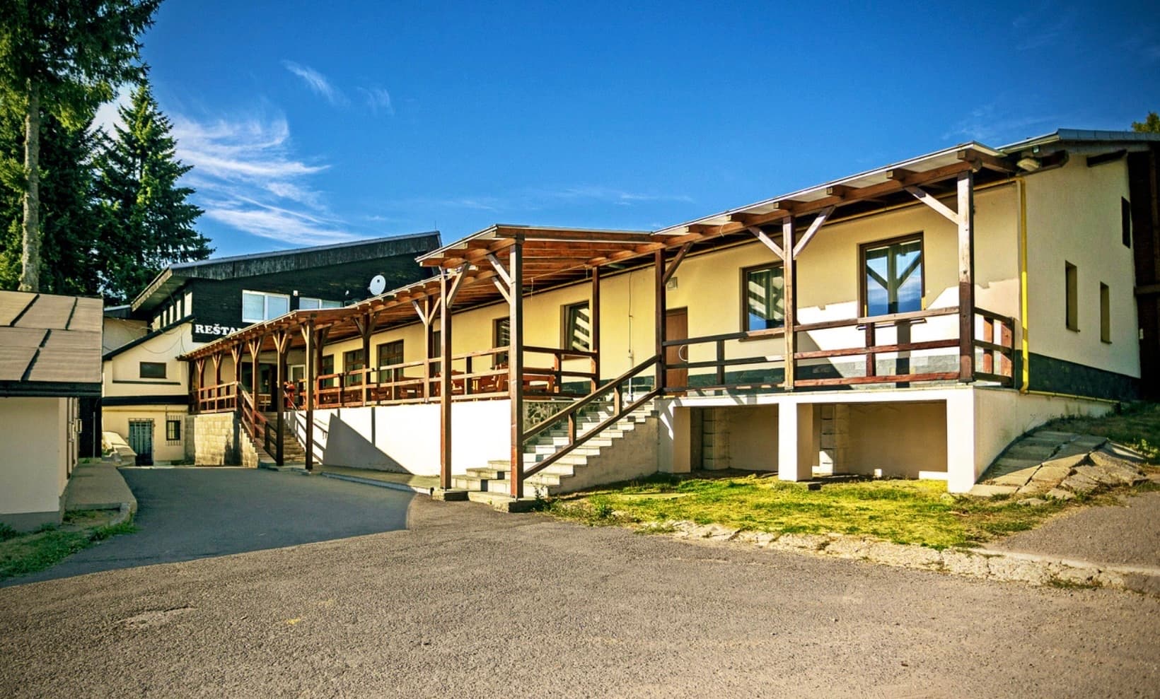 Stred Európy Krahule – škola v prírode